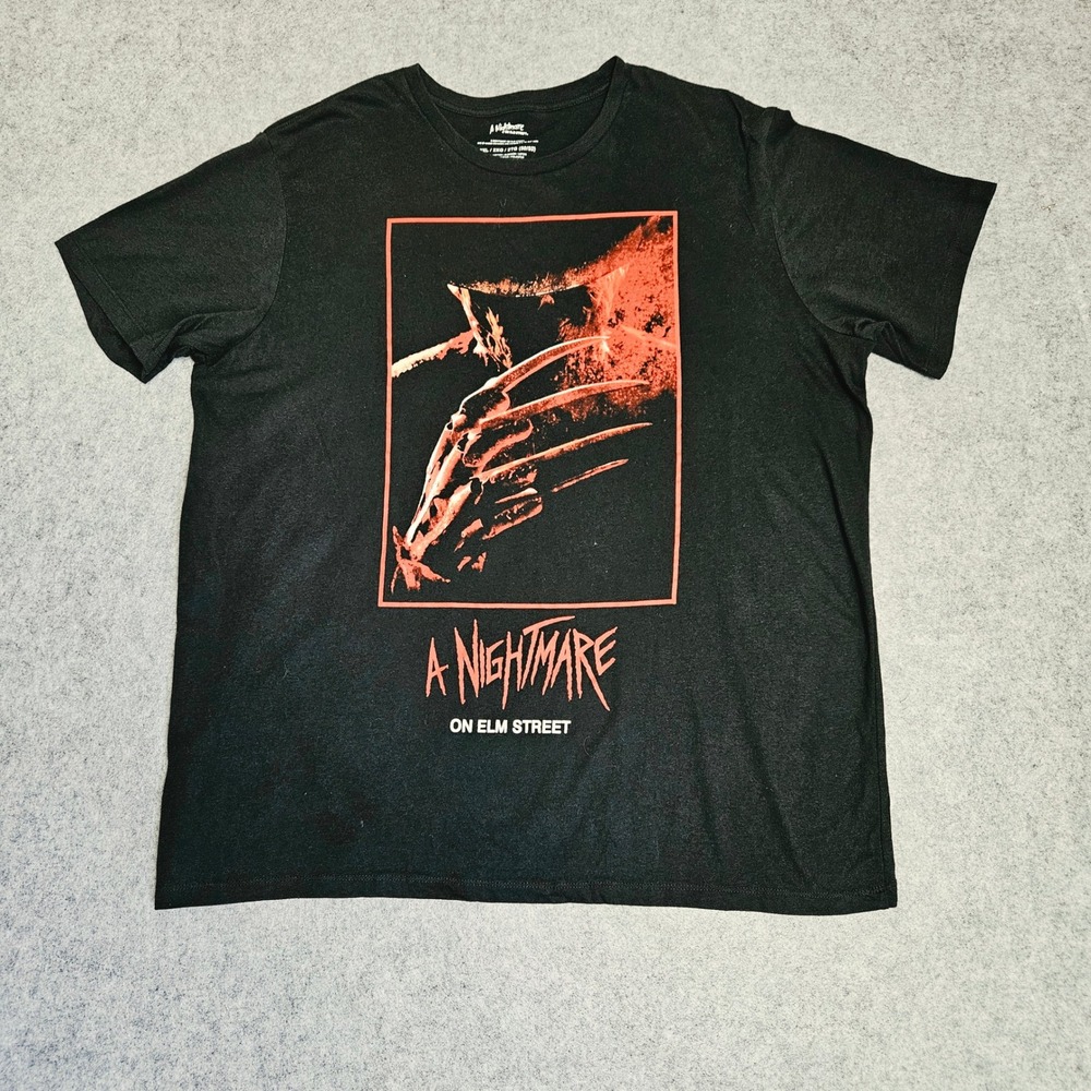 A Nightmare on Elm Street Freddy Krueger Shirt 2XL Black Tee with Costume Glove
